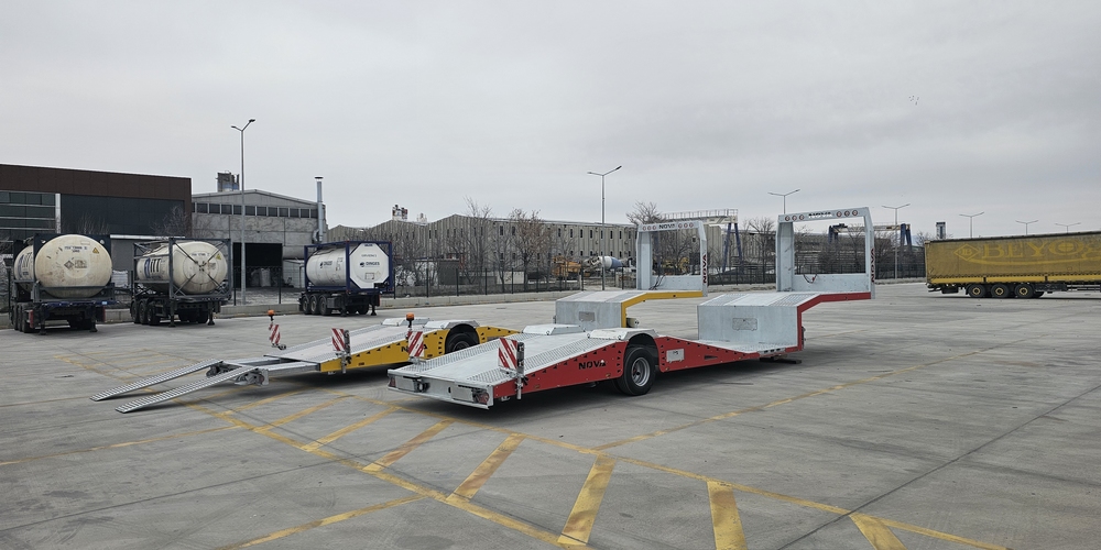 TRUCK TRANSPORT TRAILER